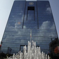 Иран заключает взаимные валютные договоры с торговыми партнерами.